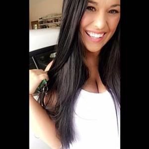 Meet your Posher, Michaela